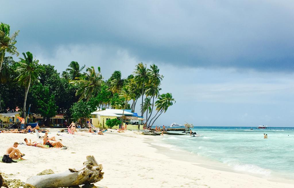 Отель Siesta Beach Маафуши Экстерьер фото